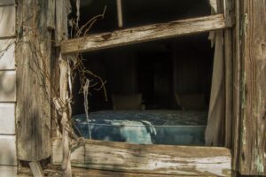 Abandoned House - Marilyn Botta Photography