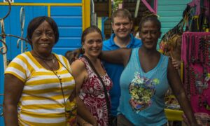 Straw Market outing - Marilyn Botta Photography